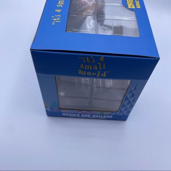 Funko Dorbs Ridez - It’s A Small World - 36 - Disney Treasures Exclusive - Picture 5 of 9